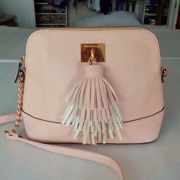 NEW Madden Girl Light Pink Tassel CrossBody Bag - Picture 2 of 8